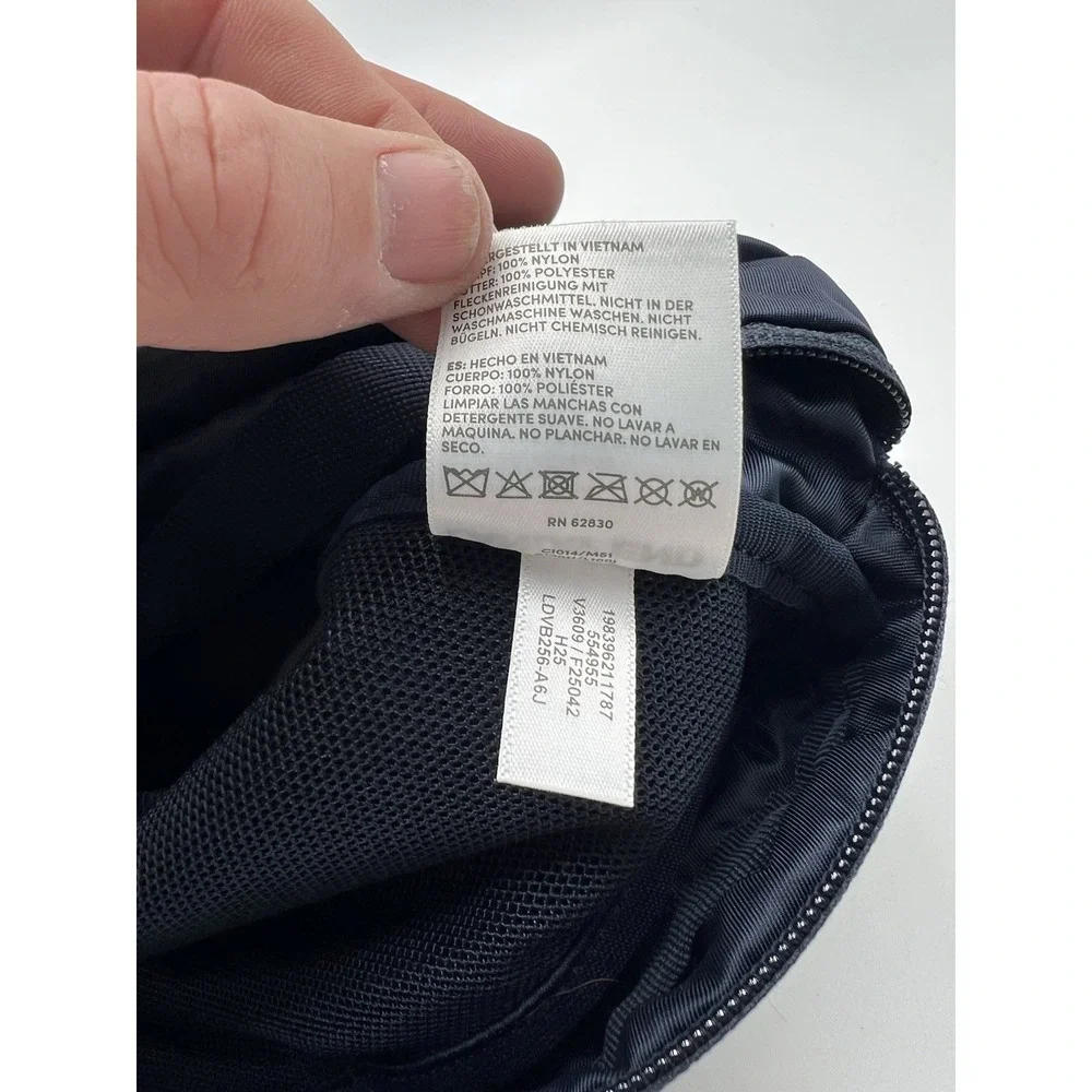 Lands' End Navy Toiletry Travel Bag Organizer Cosmetic Case Nylon